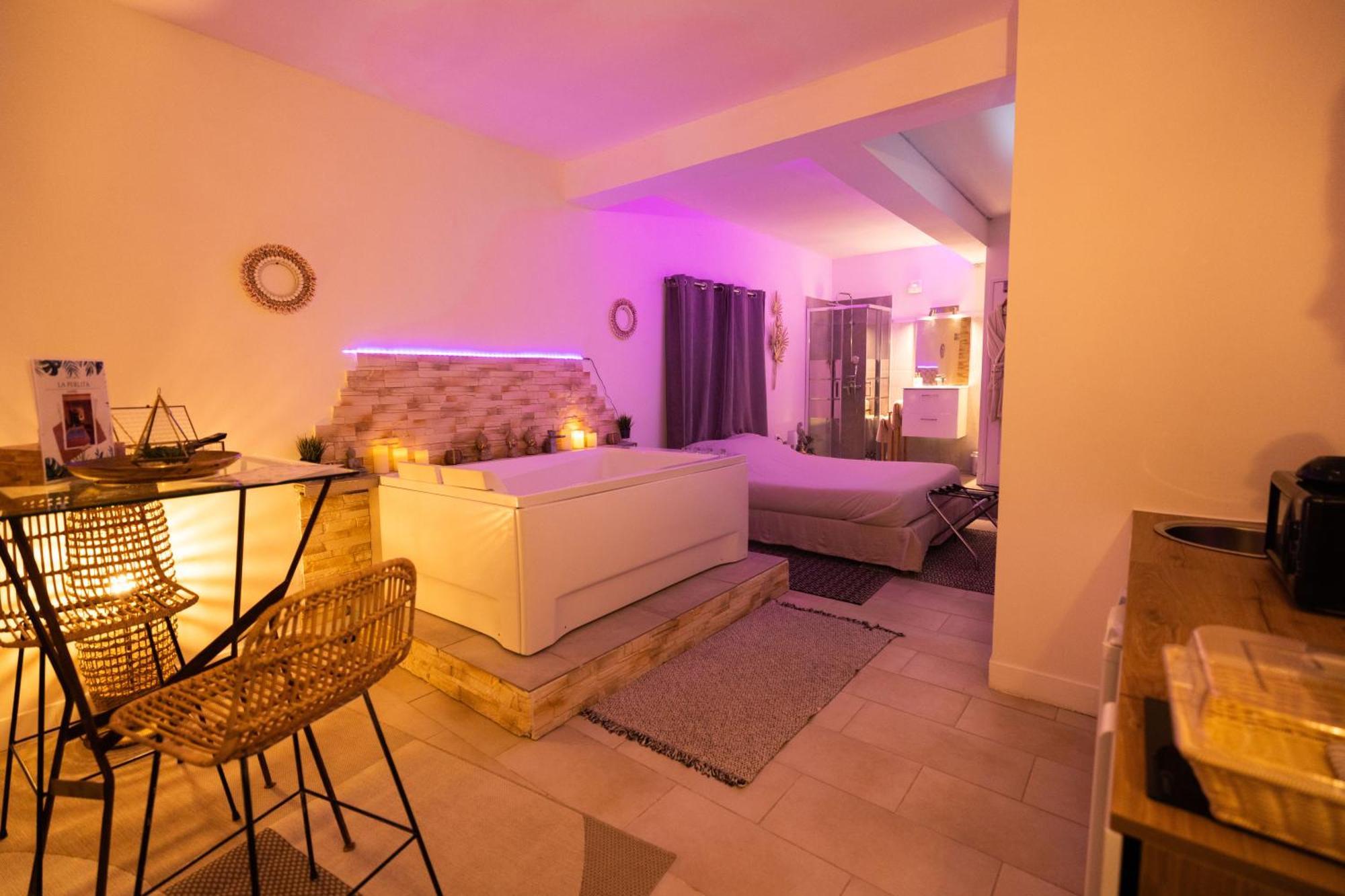 Suite And Spa La Perla Bianca Grabels 外观 照片
