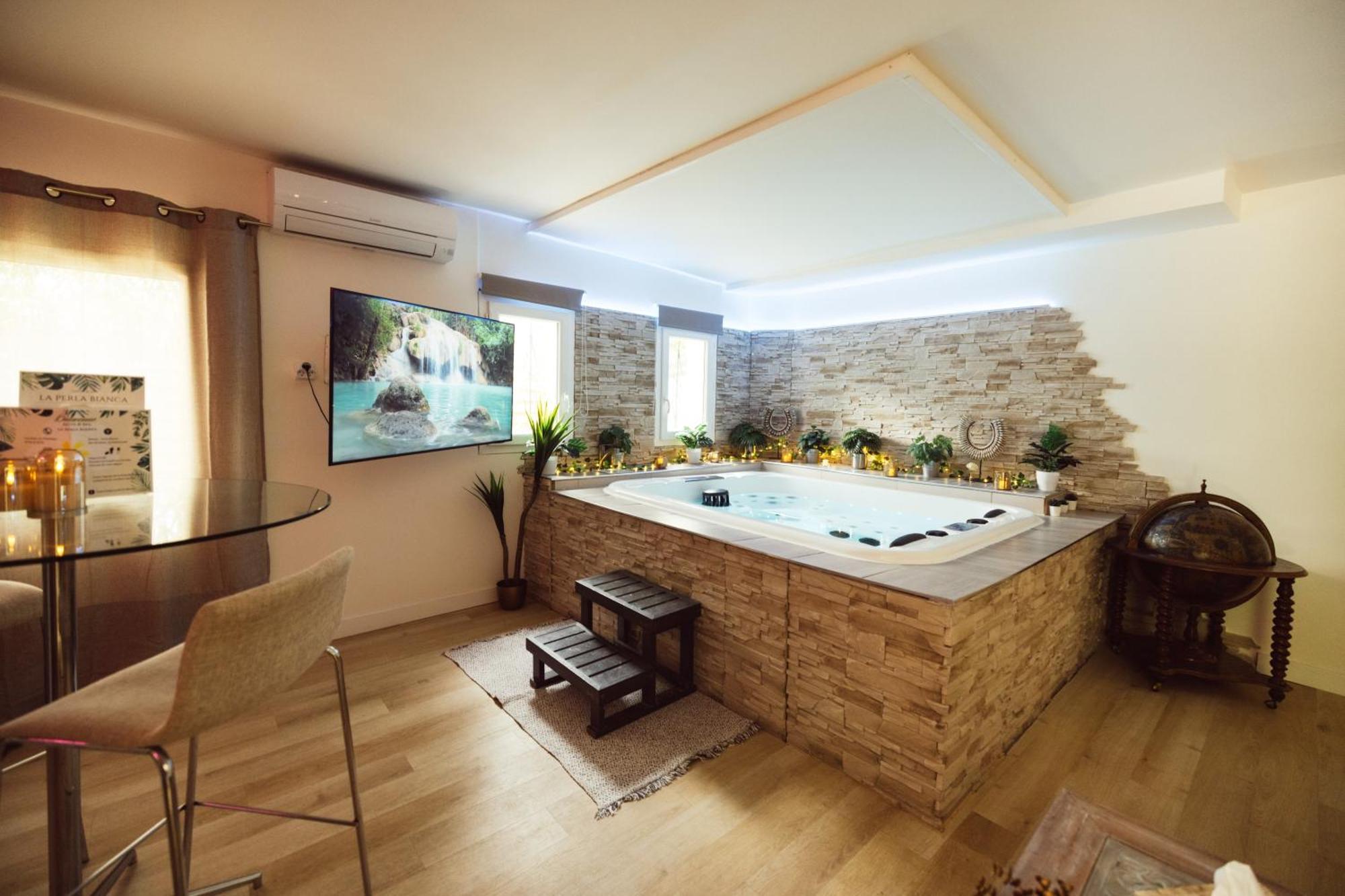 Suite And Spa La Perla Bianca Grabels 外观 照片
