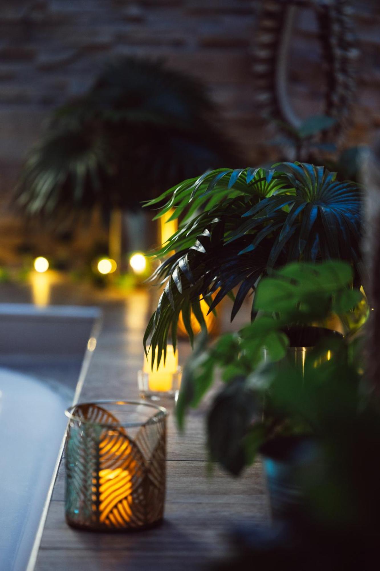 Suite And Spa La Perla Bianca Grabels 外观 照片